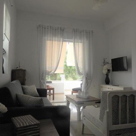 SgS Luxury Apartments Xylokastro Extérieur photo
